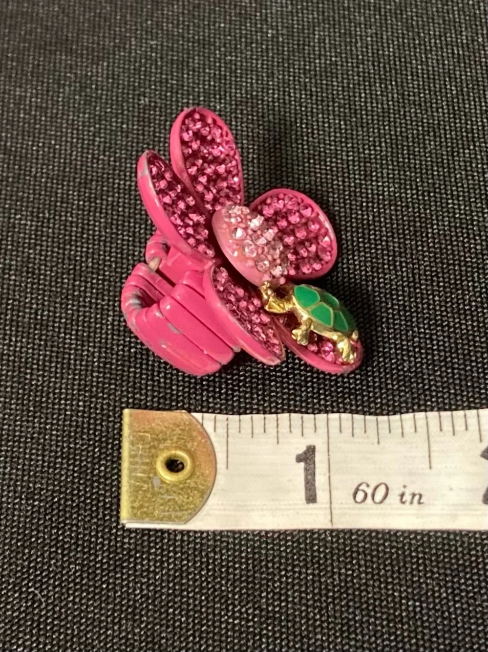 ⭐️ Vintage Y2K Large Chunky Rhinestone Embellished Turtle Flower Ring Size 2